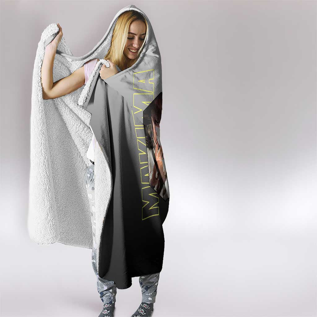 Makima from Chainsaw Man Hooded Blanket with Cool Posing and Character Design - The Mazicc