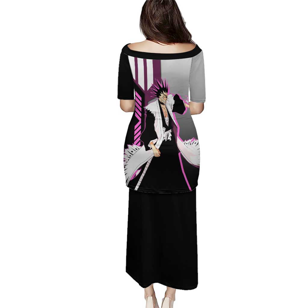 Kenpachi Zaraki from Bleach Puletasi with Sword and Battle Ready Pose Design - The Mazicc