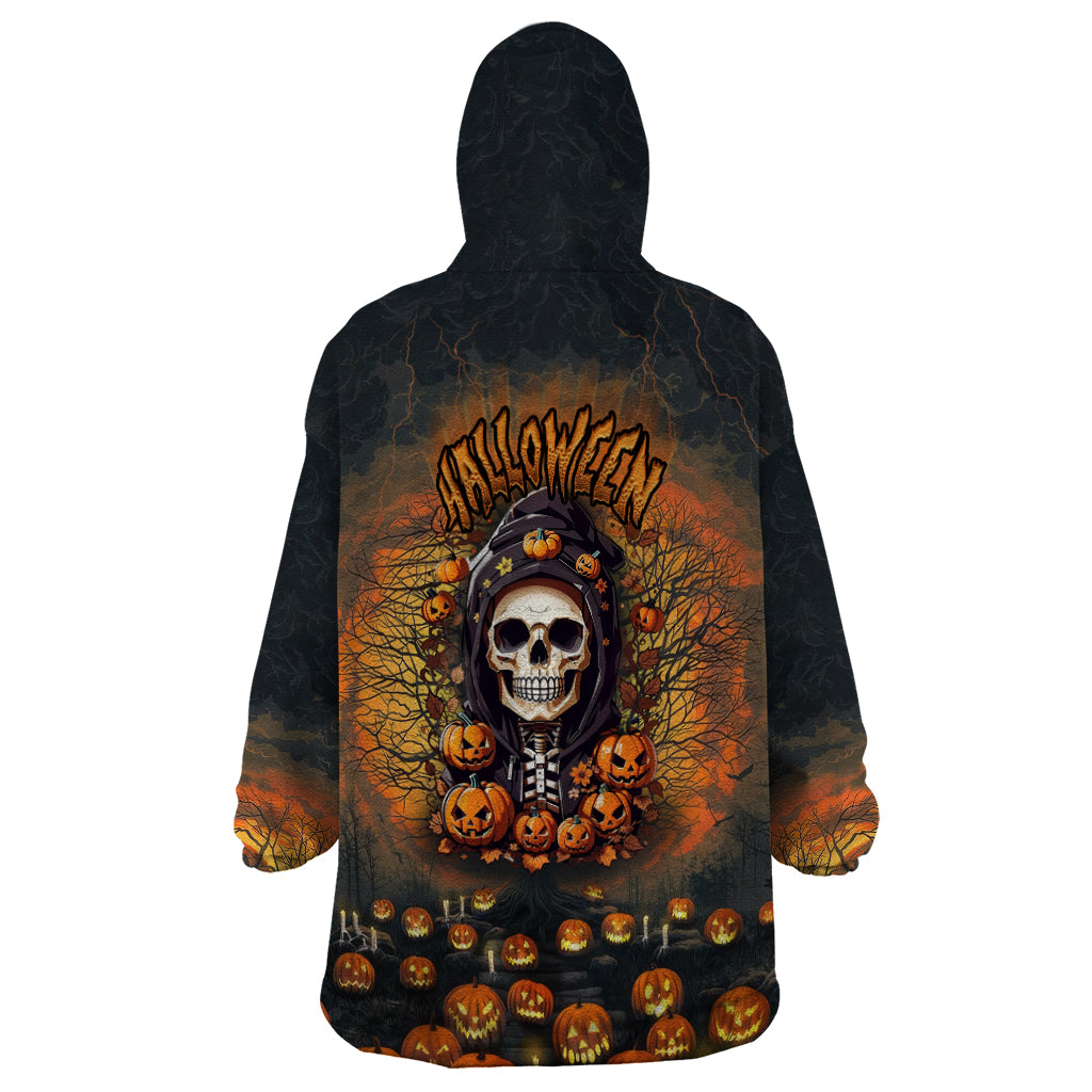 halloween-skull-wearable-blanket-hoodie-pumpkin-themed
