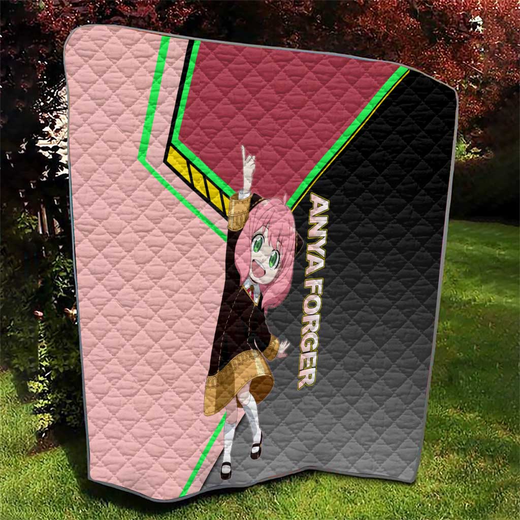 Anya Forger Spy x Family Pink and Black Theme Quilt with Cheerful Pose and Cartoon Style Accents - The Mazicc