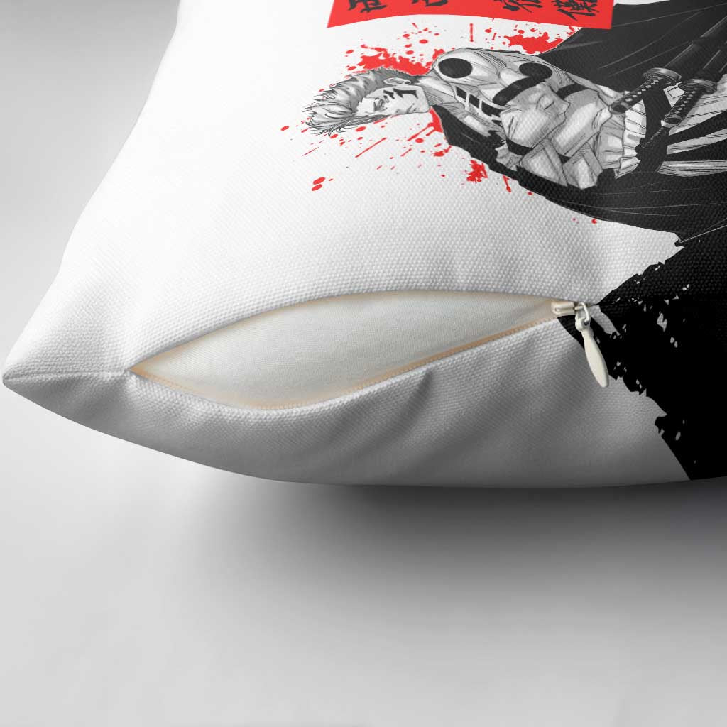 Sukuna Jujutsu Kaisen Samurai Aesthetic Pillow Cover with Katana, Red Kanji and Oni Mask Design - The Mazicc
