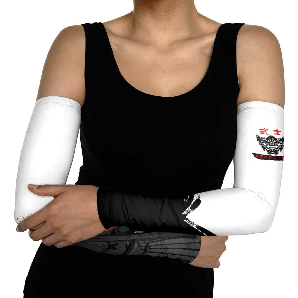 Yuji Itadori Jujutsu Kaisen Samurai Design Arm Sleeves with Katana, Red Kanji Elements and Oni Mask Graphic - The Mazicc
