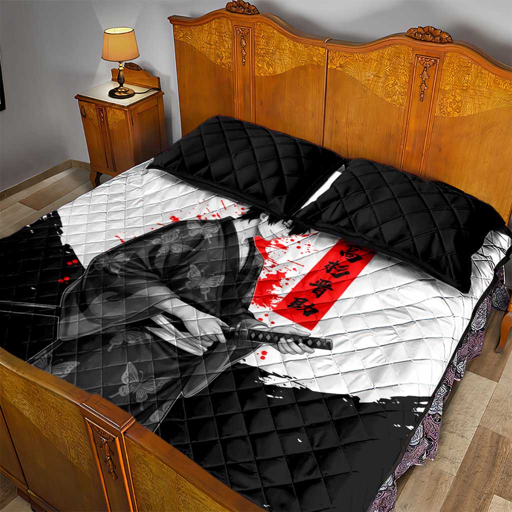 Shinsuke Takasugi Gintama Samurai Design Quilt Bed Set with Katana, Red Calligraphy and Oni Mask Art - The Mazicc