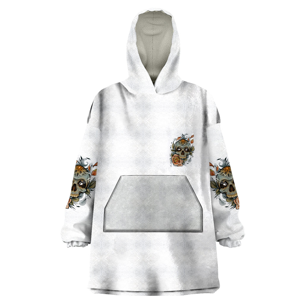 i-dont-need-a-middle-skull-wearable-blanket-hoodie