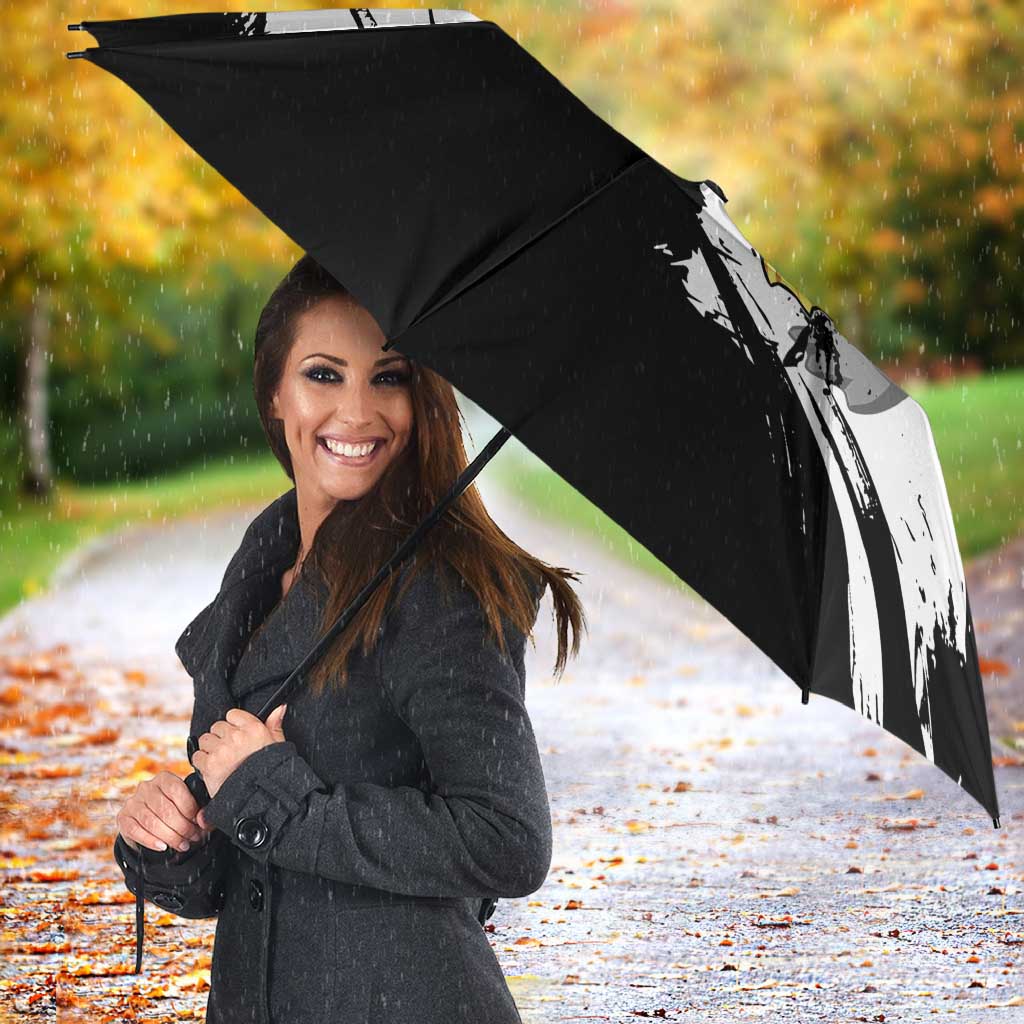 Elizabeth Umbrella Comic Parody Ink Splash Style