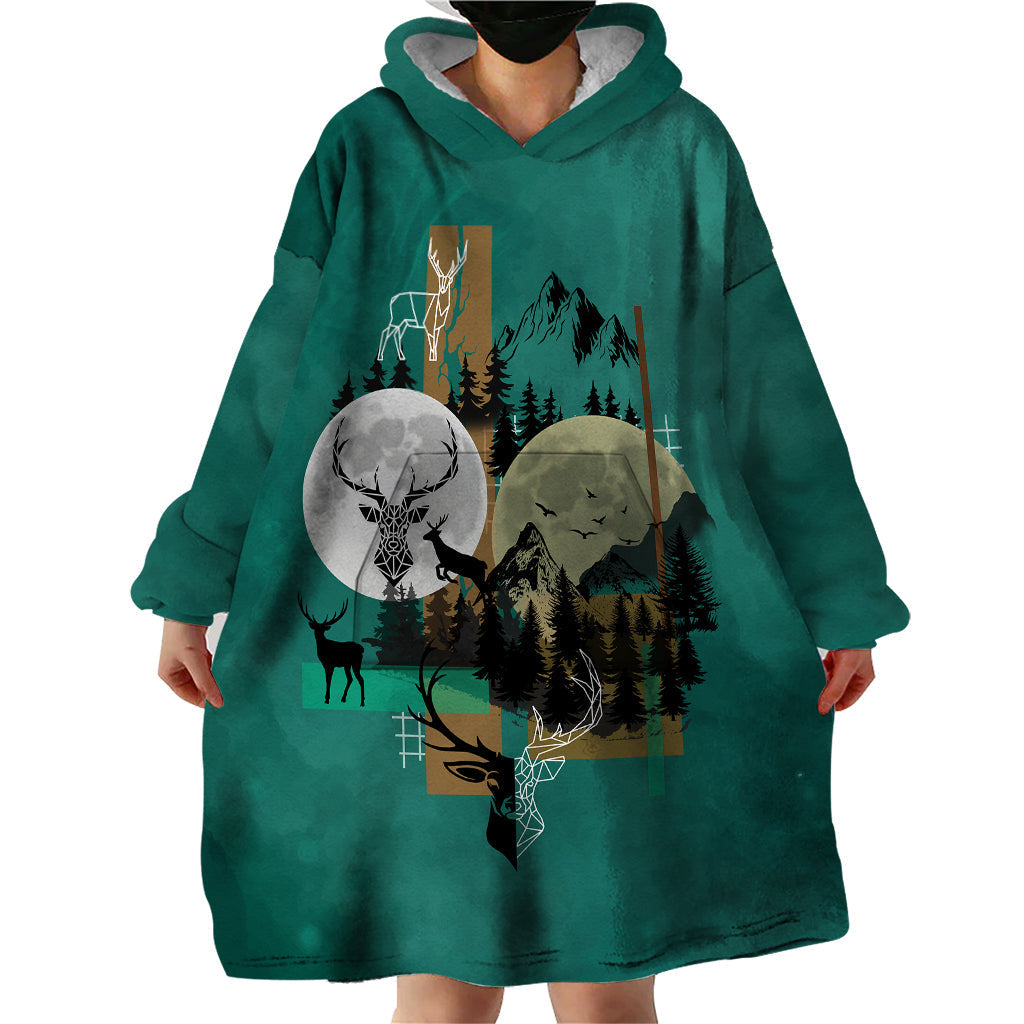 deer-hunting-wearable-blanket-hoodie-forest-green-symmetrical-style
